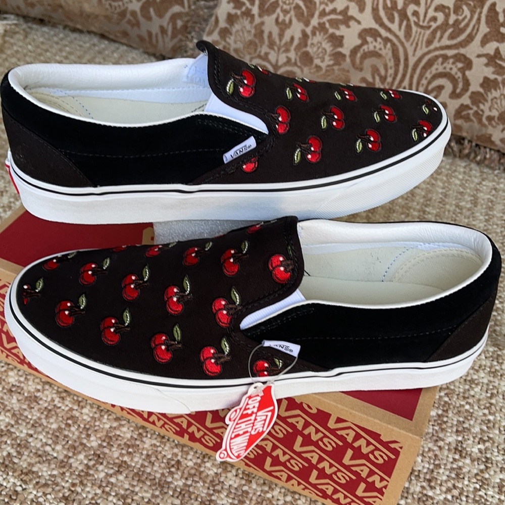 Vans Classic Slip On Cherries Black men’s - Picture 11 of 16